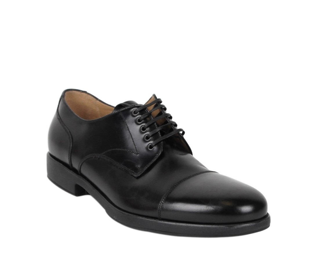 Elevate Your Style with Salvatore Ferragamo Men’s Larry Black Leather Oxford Dress Shoes (Size 10.5 D) – A Steal at $475.00!